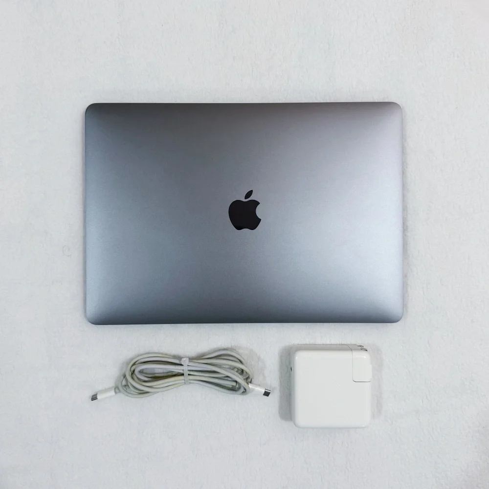 MacBook Pro 13.3” - Late 2016 Space Grey